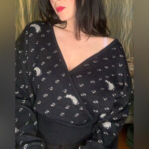 Vintage Schrader Dark Navy Blue/Black  & Silver Knit Sweater